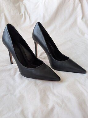 STEVE MADDEN Thrive Leather Stiletto Pump | Size 7.5
